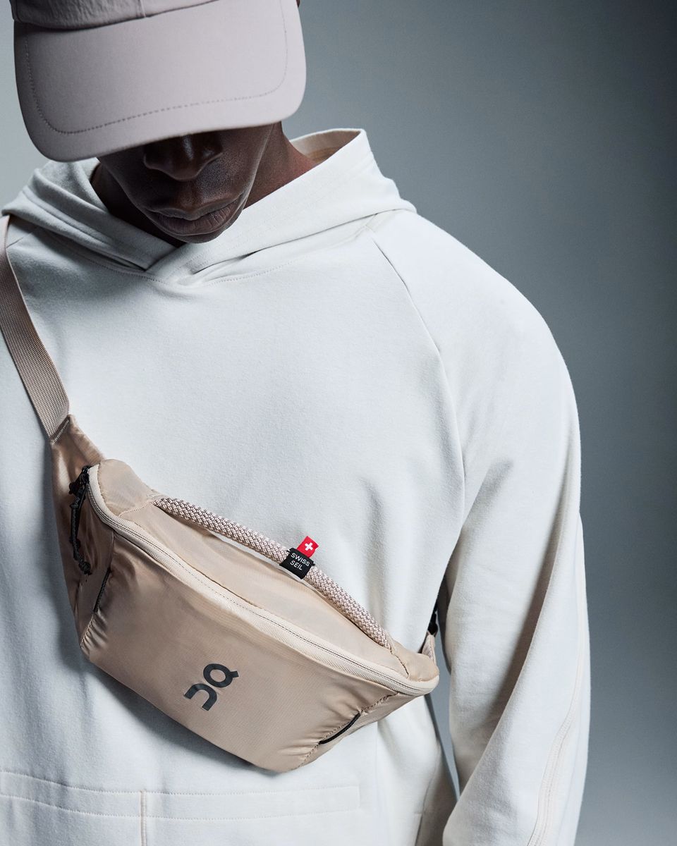 On Waist Pack 2L Lite : กระเป๋าคาดเอว On